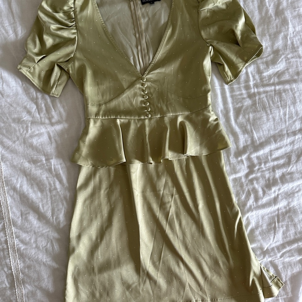 DANIELLE BERNSTEIN Green Ruched Peplum Mini Dress
